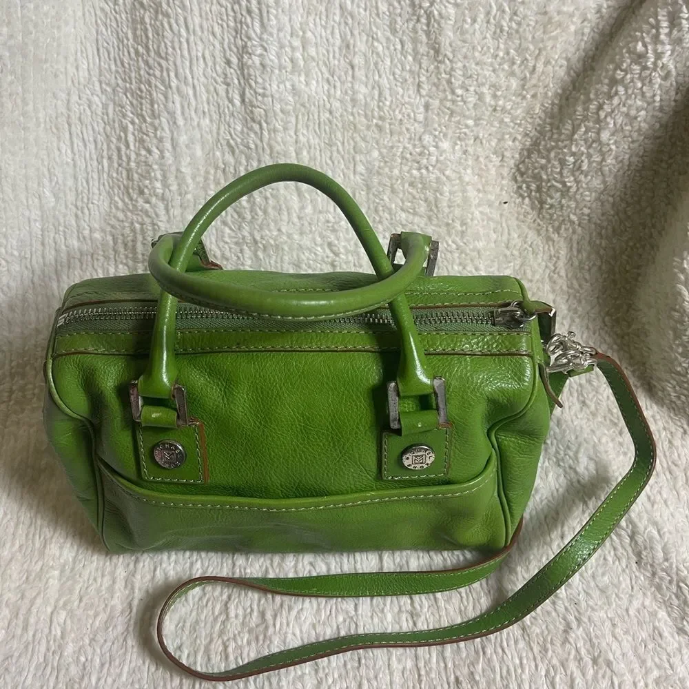 Michael Kors lime Green Leather Satchel with silver tone hardwares. - Picture 5 of 16